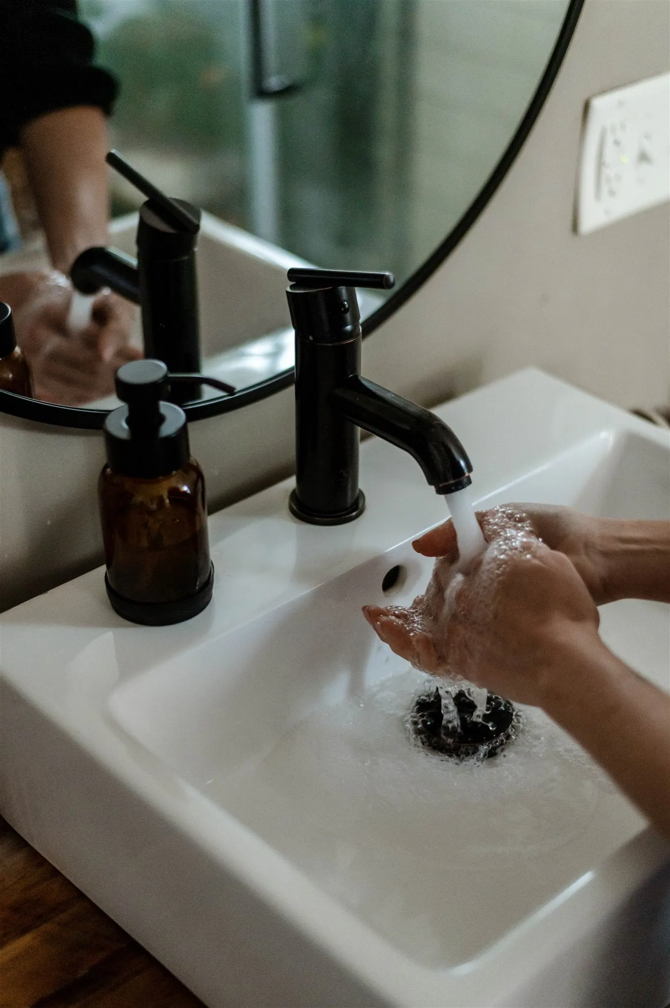 Amber Foaming Soap Dispenser
