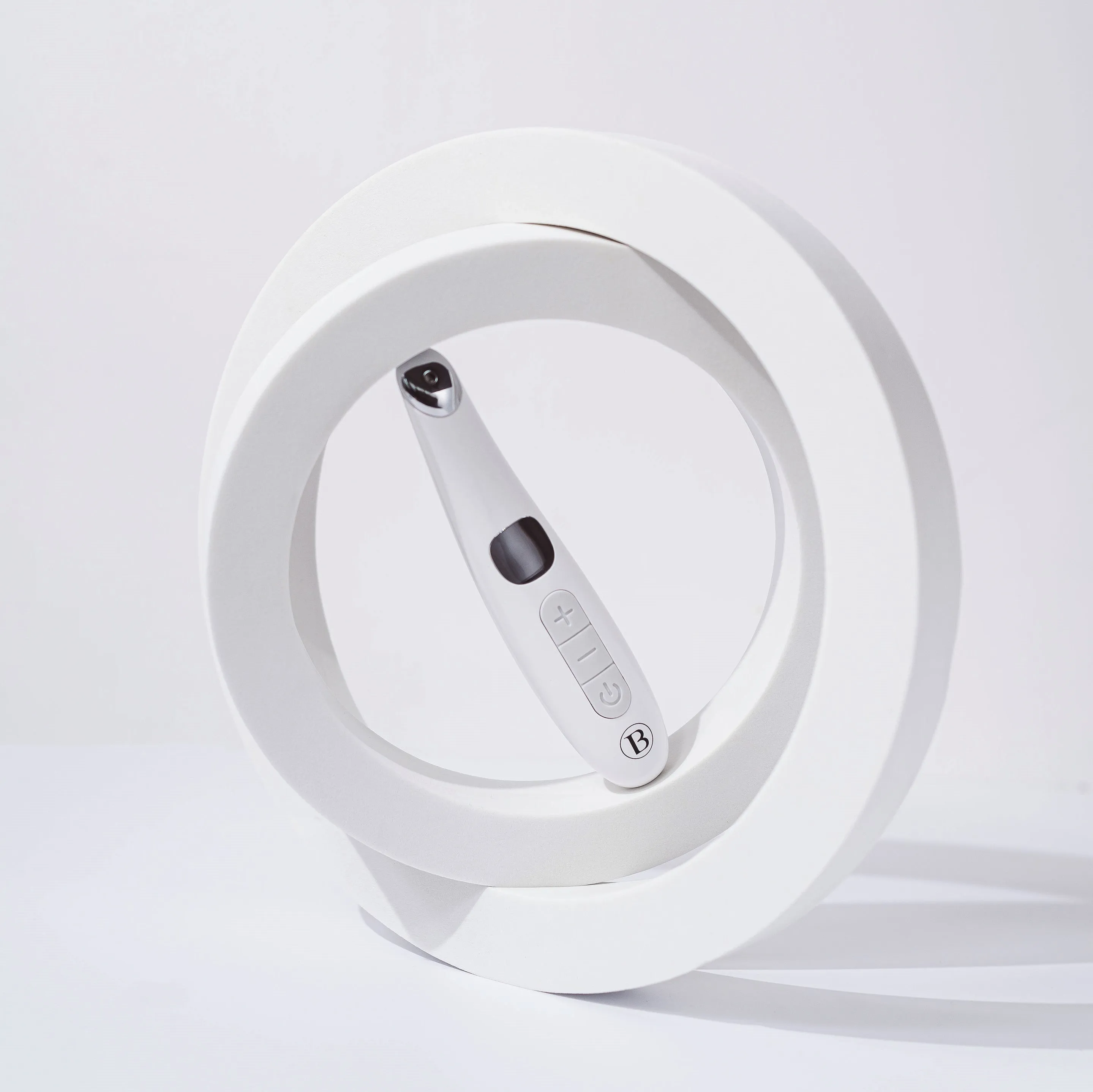 BEAUTICAL Sonic Eye Care Booster - Eye Massager - Red Light Care - High Frequency Vibration -| USB Rechargeable