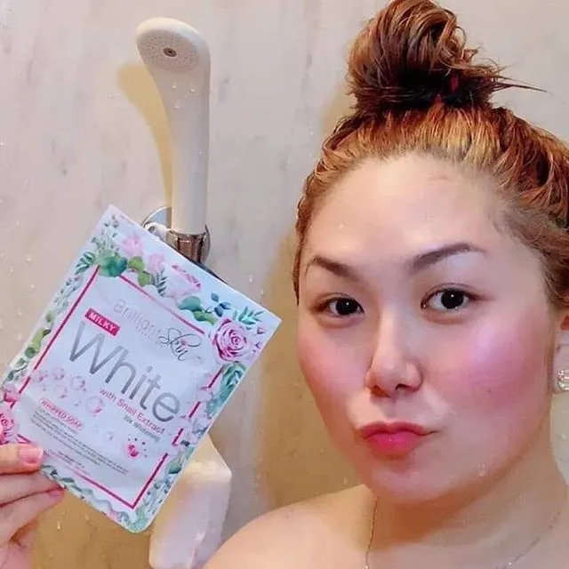 Brilliant Skin Essentials Milky White with Snail Extract 10x Whitening soap