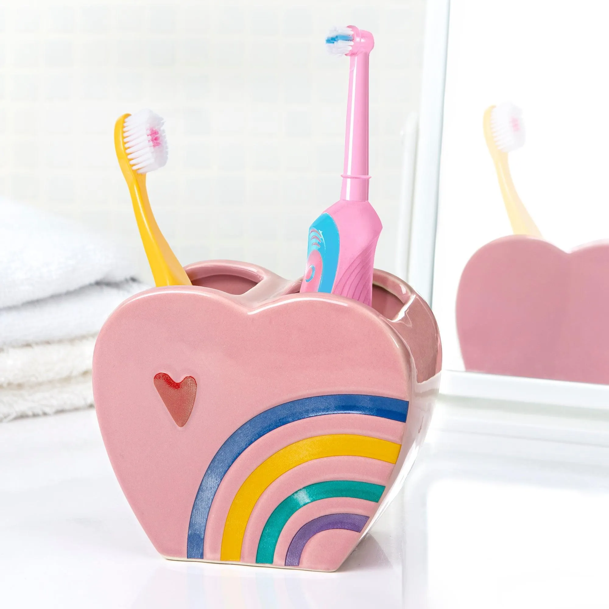 Rainbow Hearts 4-Piece Bathroom Accessory Set