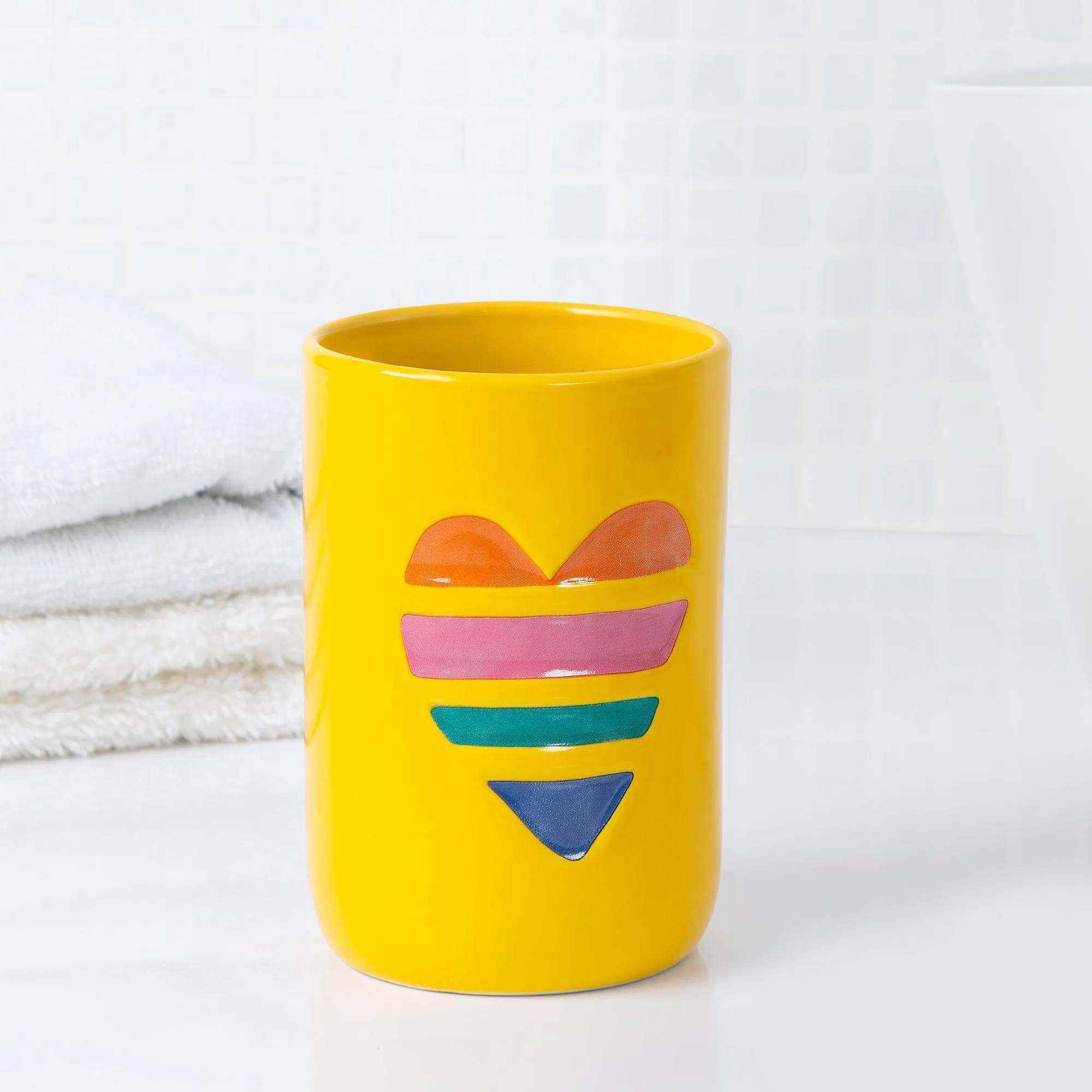 Rainbow Hearts 4-Piece Bathroom Accessory Set