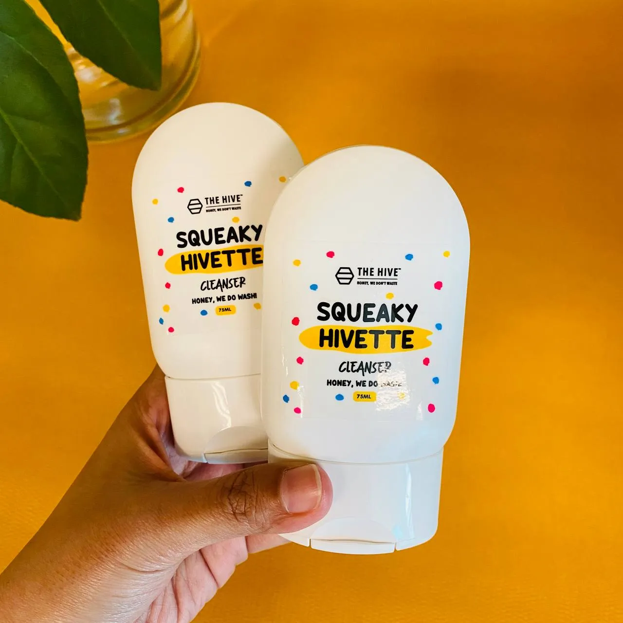 The Hive Squeaky Hivette Cup Cleanser